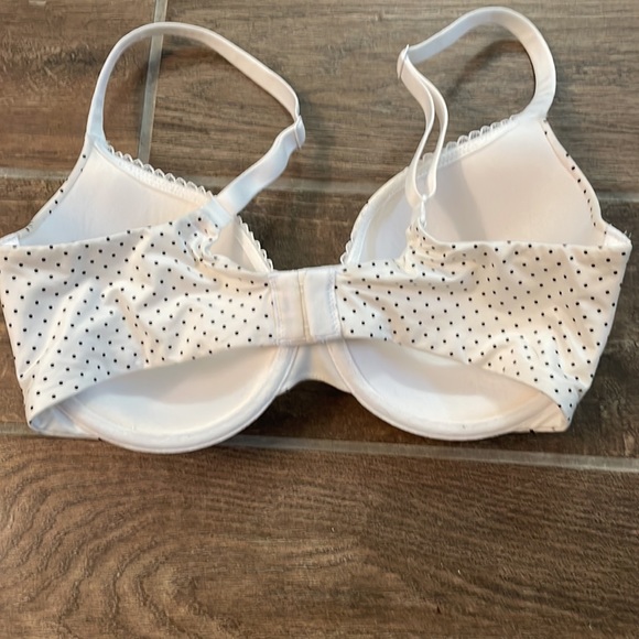 Victoria’s Secret bra - Picture 3 of 3